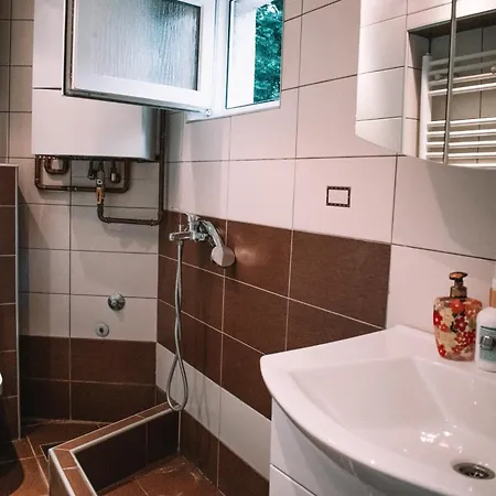 Apartment M&s *